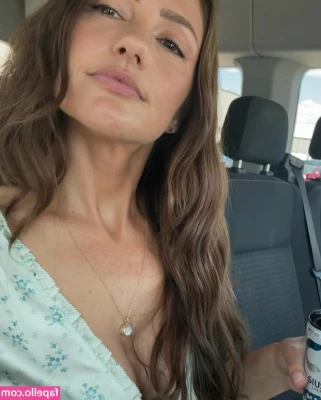 Minka Kelly [ minka-kelly ] - Would you like to strengthen your bones