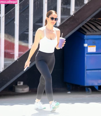 Minka Kelly [ minka-kelly ] - I just want you to know I’m dripping wet
