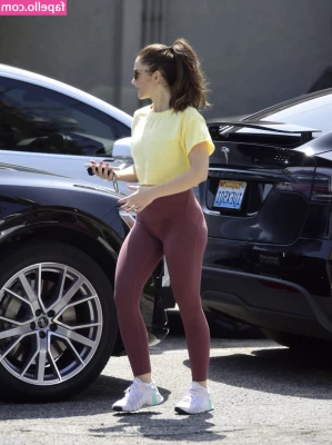 Minka Kelly [ minka-kelly ] - It s Mother s Day