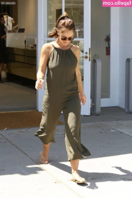 Minka Kelly [ minka-kelly ] - Nips and foreskin