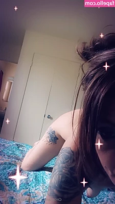 rhondaramme - Do you like short shorts