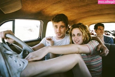 Kristen Stewart [ kristen-stewart ] - Good news, I went to the gym and took a few workout videos, who wants