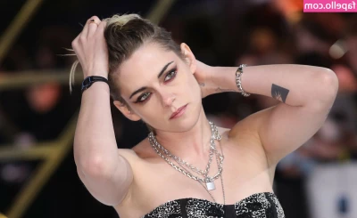 Kristen Stewart [ kristen-stewart ] - Like and comment to see the end of this video😈💦
