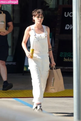 Kristen Stewart [ kristen-stewart ] - Sneak peak for tomorrows PPV :))