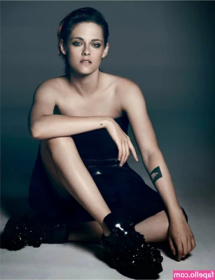 Kristen Stewart [ kristen-stewart ] - Only a woman like me knows what you need, notty boy. 🤭🥵