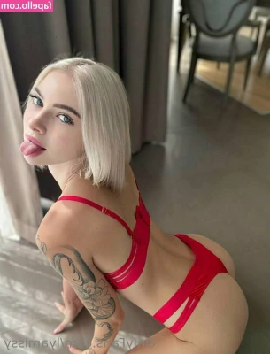 lyamissy - All the booty and soles!