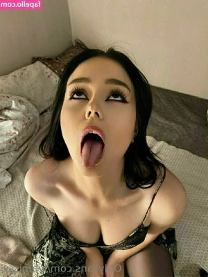lyamissy - https://onlyfans.com/582522259/karamitch