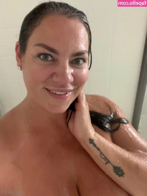 Kae85 - Check your DMs if you want to see me take a massive creampie 💦💦