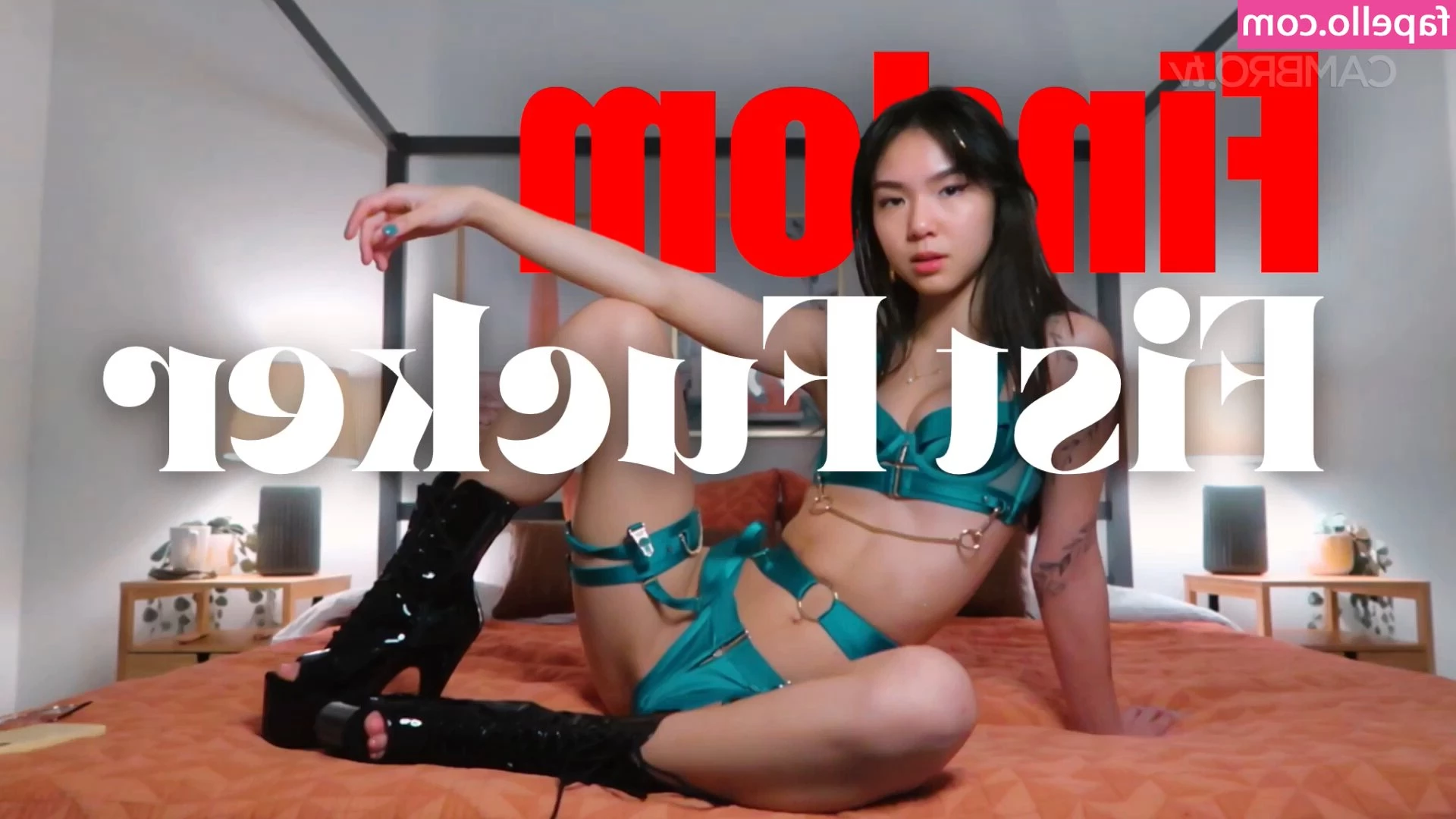 Cyberbully Gigi [ cyberbully-gigi-1 ] - How s the view from under there