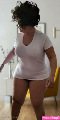 sabrinawifehots - I d make you worship this body