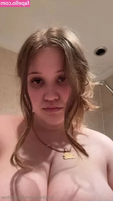 gracehasmilkers - FREE for 24hours only   Can you believe she s only ever had 1 dick
