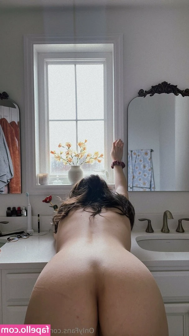 mylittlepage [ mylittlepage-5 ] - And of course we can’t forget about the booty ! 😍 🍑  Figured
