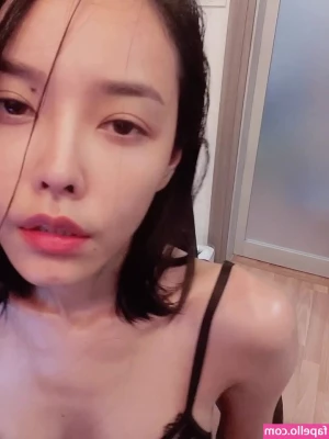 Bunny Keys [ bunny-keys ] - My horny state drives me crazy   Now I will dress in sexy lingerie 