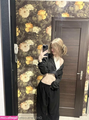 ebonyshani - Going to my hotel s rooftop bar like this  Let s see how many I catch