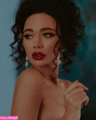 Yana Koshkina [ yana-koshkina ] - Happy Wednesday