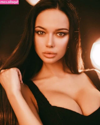 Yana Koshkina [ yana-koshkina ] - Ready to get my holes filled 😊