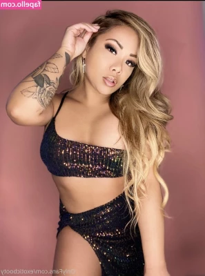 exoticbooty - Pervirtiendo a mi amiga con @myexplicitcontent😳