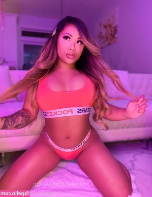 exoticbooty - Hope Everyone Had a Good Weekend   Who Wants to Get Naughty With Me part 1