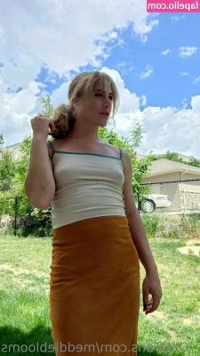 meddleblooms - My soft booty got you ready to 💦🤤