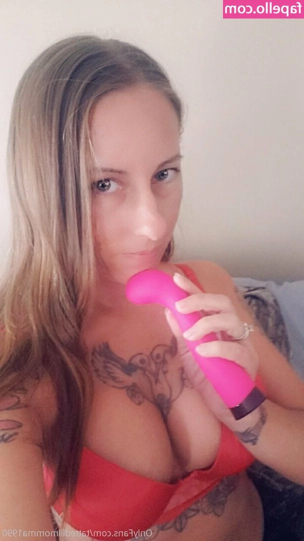 tattedlilmomma1990 - Just want to help you see things from my point of view