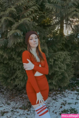 GoAskAlex [ goaskalex-3 ] - I’m going to be sending 4 sex tapes out this week, who’s ready?