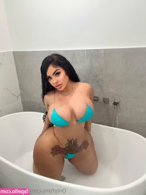 Barbie Garcia [ barbie-garcia ] - Puppy love