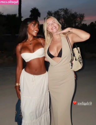 Alicia Awa [ alicia-awa ] - Qui gioco sia con la figa che con il culetto😏😏 e stato