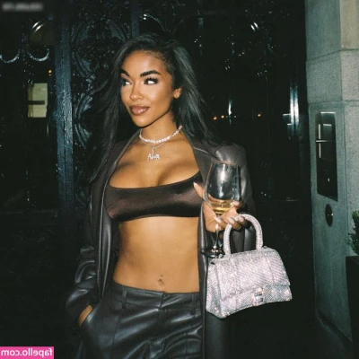 Alicia Awa [ alicia-awa ] - Got milk 🥛🥵