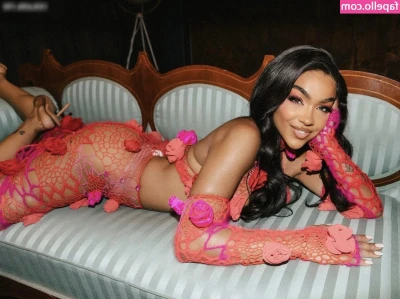 Alicia Awa [ alicia-awa ] - I'm about to send you a brand new TOY video! 💋 Is your cock ready?