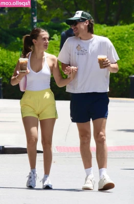 Millie Bobby Brown [ millie-bobby-brown-1 ] - Bubble butt 🍑🍑🍑