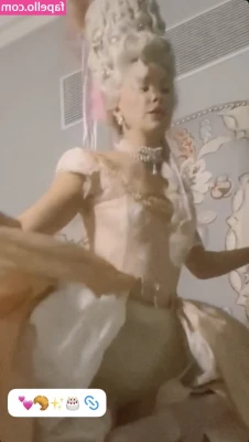 Millie Bobby Brown [ millie-bobby-brown-1 ] - Just playing with you