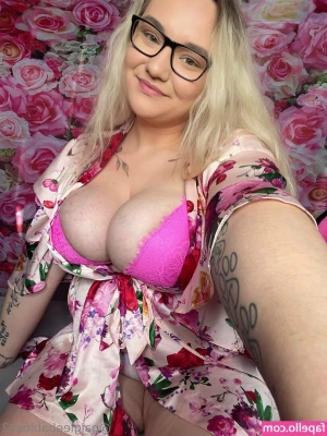 paigeyiscreamy - Is it juicy enough, daddy? 🫣💦
