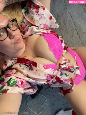 paigeyiscreamy - 16 minutes of 2 chubs .. my step brother who’s 63 and me I’m 51
