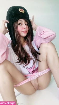 Caroline Lopes [ caroline-lopes ] - Have you seen my bath time video?