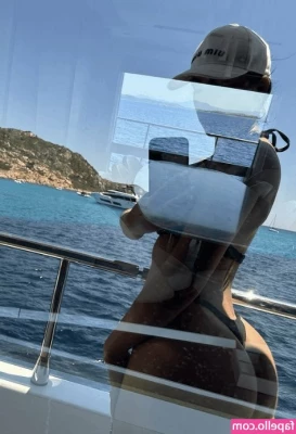 Georgina Rodriguez [ georgina-rodriguez ] - Quick workout 😜💗