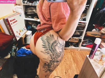 Ksenia Modestal [ ksenia-modestal ] - 😘😘 I workout so hard in these underwear I think I need to cum