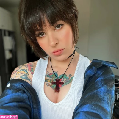 Anisa Jomha [ anisa-jomha ] - Can you handle being teased by me or does it make you weak