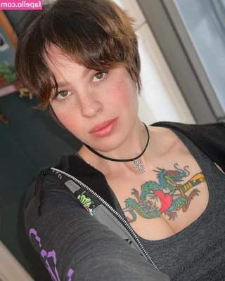 Anisa Jomha [ anisa-jomha ] - watch me shoot my load? 💕
