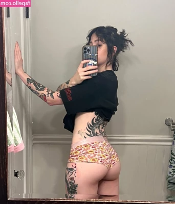 Anisa Jomha [ anisa-jomha ] - caught you staring  come say hi