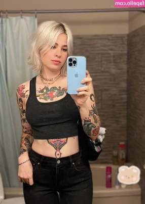 Anisa Jomha [ anisa-jomha ] - Happy Sunday  We had a lovely Game Day yesterday and a sexy relaxing