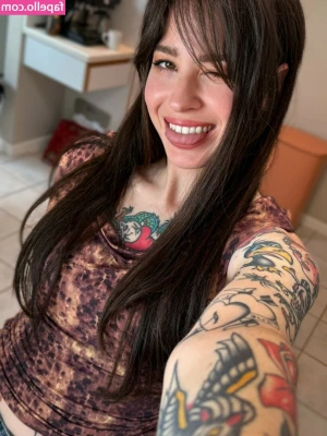 Anisa Jomha [ anisa-jomha ] - Good morning loves