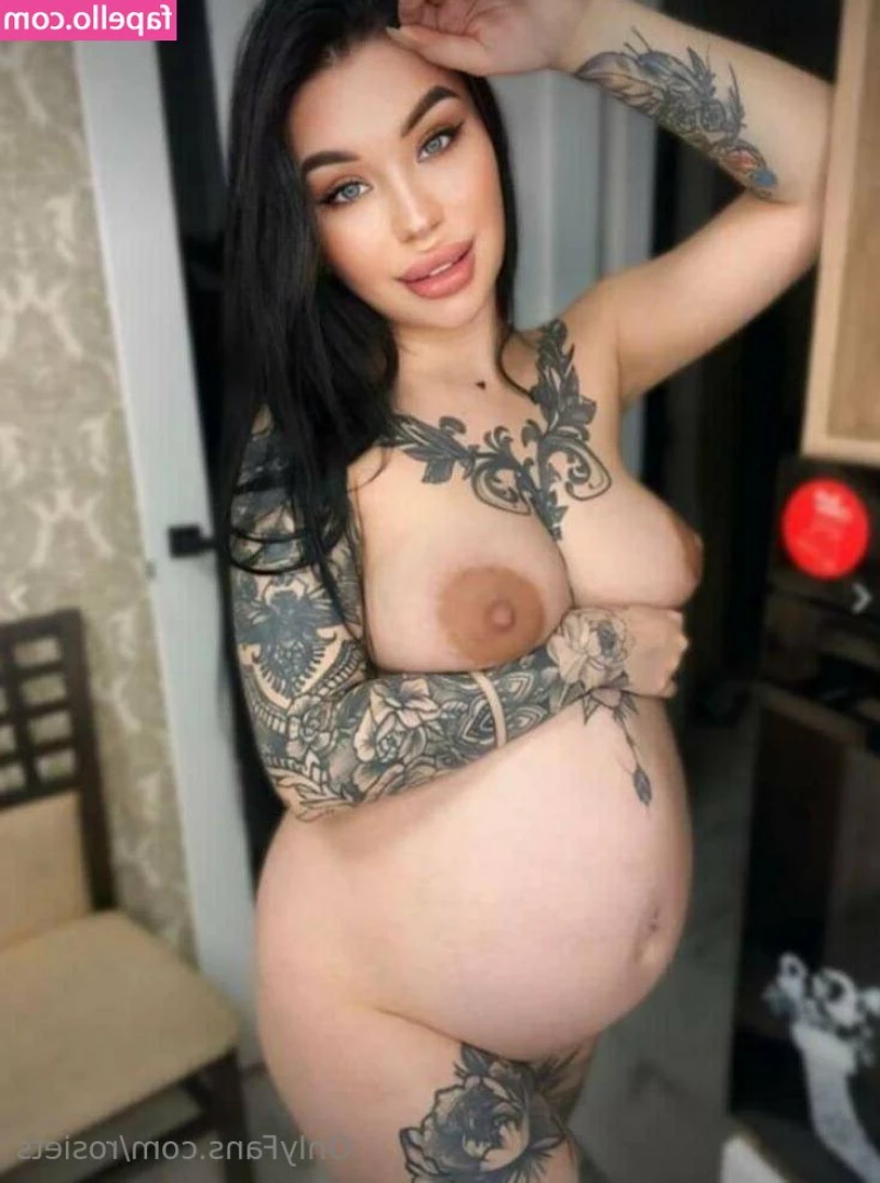 rosiets - You online baby  I really wanna make you cum