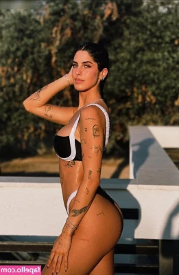 Giannina Parilla [ giannina-parilla ] - how about playing with me ?