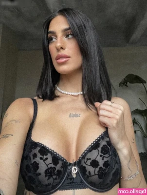 Giannina Parilla [ giannina-parilla ] - Put your head between my thighs