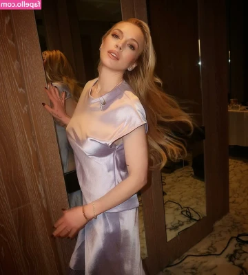 Lindsay Lohan [ lindsay-lohan ] - Does daddy wanna play with me?