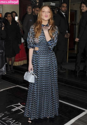 Lindsay Lohan [ lindsay-lohan ] - Stamattina avevo voglia e non ho resistito 😍 scoprilo