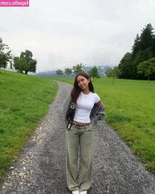aimeejaihall - She’s not afraid of the wait, she’s afraid of wasting time.