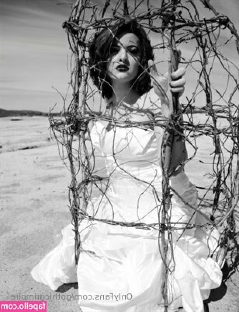 gothicgrimoire - Sunshine Cum Shooter🌞🌞 I love when you compliment my outfits. I