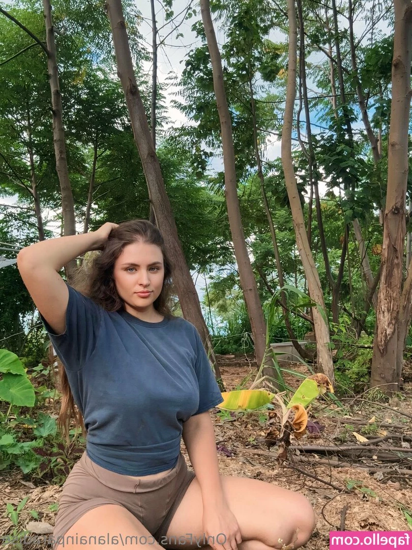alanainparadise - Hungry