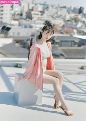 Kikuchi Hina [ kikuchi-hina ] - Good Morning Lovers....go check your inbox 😉